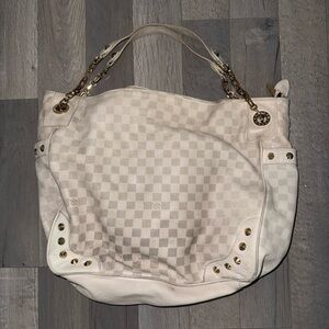 LOUIS VUITTON LEATHER SHOULDER BAG